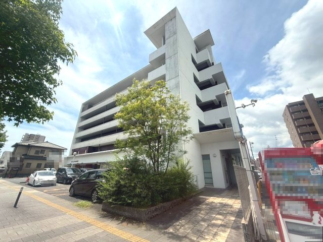 ヤシマ半田駅前ビルの外観