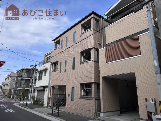 ハレ・オリオリの外観