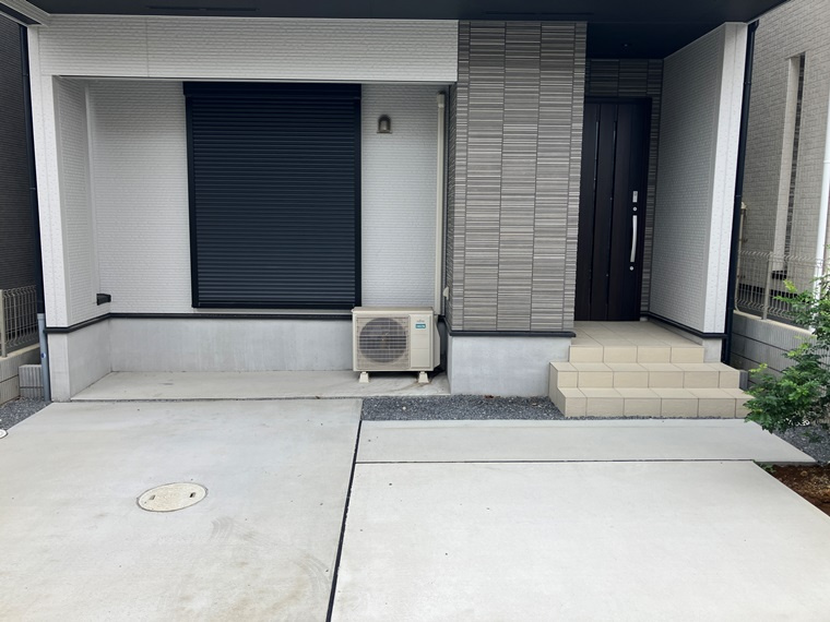 天沼町戸建のエントランス