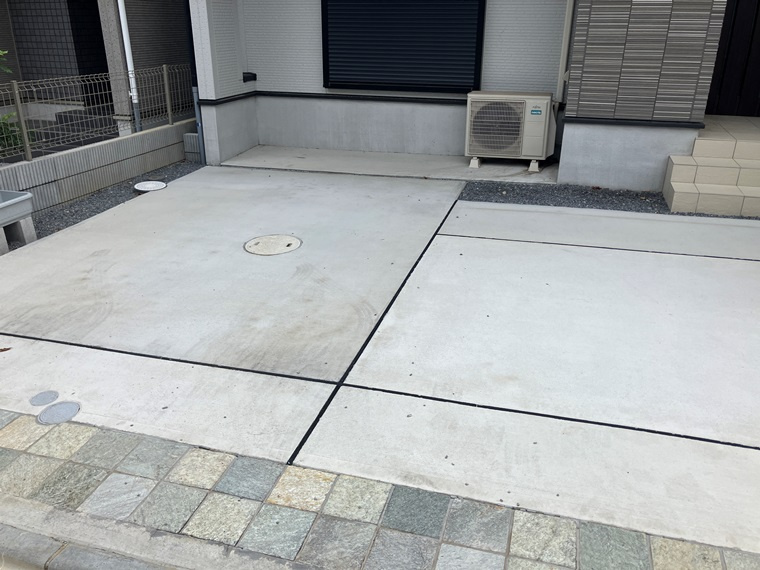 天沼町戸建の駐車場