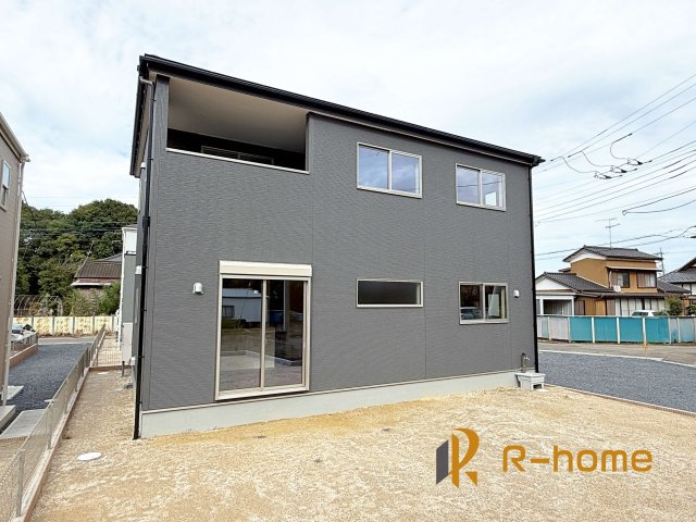 第1常総市向石下　新築戸建て　4号棟の外観|建物完成いたしました！ご予約で『平日』や『夕方』などでもご見学可能です！