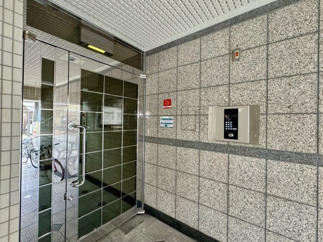 シャルマンフジ住吉壱番館のエントランス