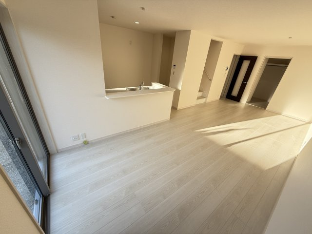 槇塚台２丁　新築分譲住宅　全２区画の居間・リビング