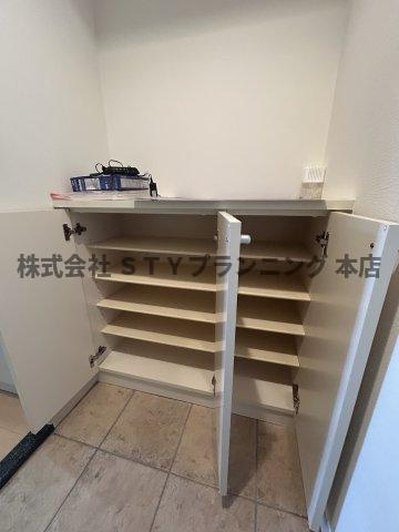 仲介手数料０円！ライブコート千種の収納