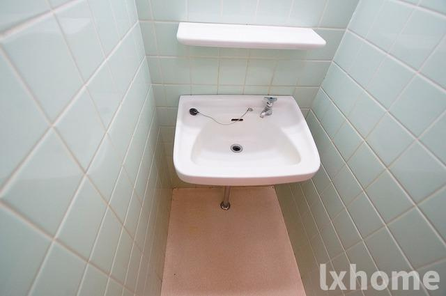 メゾンプランタンの洗面所|脱衣スペースもあります