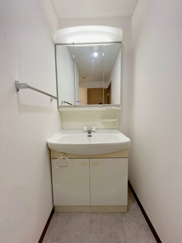 ドルミM宝塚の洗面所|忙しい朝には欠かせない洗面所です