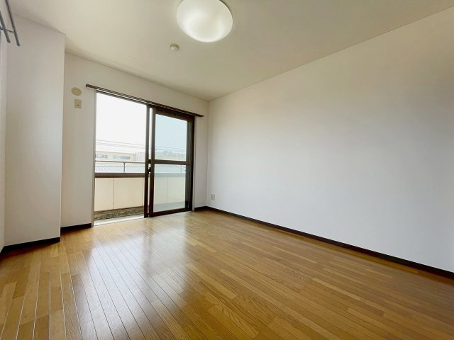 ドルミM宝塚の居間・リビング|使いやすい居間です