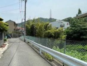 清滝中町　中古一戸建ての前面道路含む現地写真|■物件内覧・資金計画相談・住宅ローン相談、リフォーム相談、お問合せ受付中■
※当日・翌日のご内覧、ご相談はお電話でのお問合せがスムーズです！