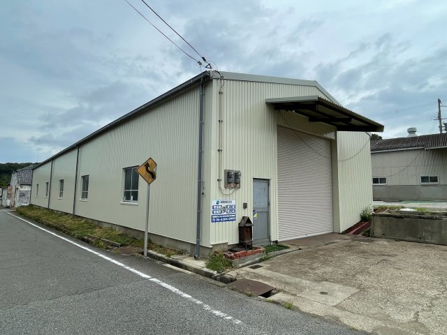 櫨谷町福谷６８５倉庫