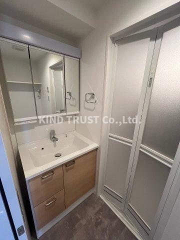 Alivis北梅田の洗面所|ゆったりとスペースのある洗面所