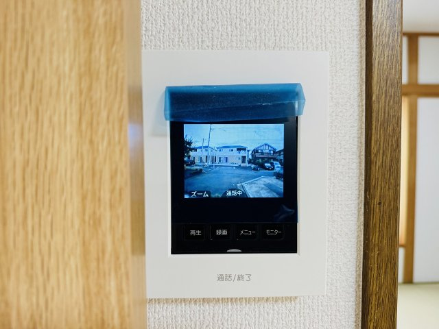 八王子市　弐分方町　中古戸建てのセキュリティ|～TVモニター付インターホン　訪問者の確認に便利です～