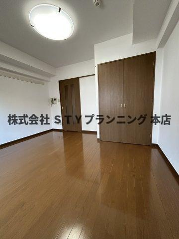 仲介手数料０円！シティライフ今池南の居間・リビング