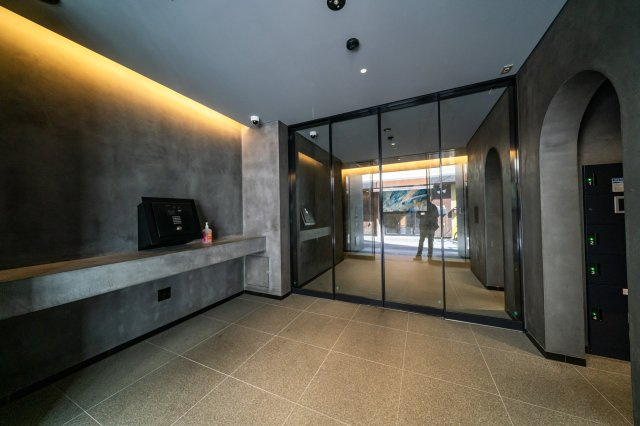 クレストコート日本橋人形町のエントランス