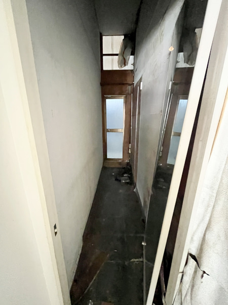 コスモ第11ビル　北の内装