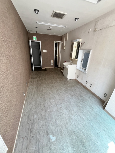 コスモ第11ビル　北の内装