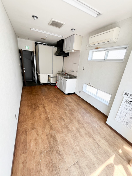 コスモ第11ビル　北の内装