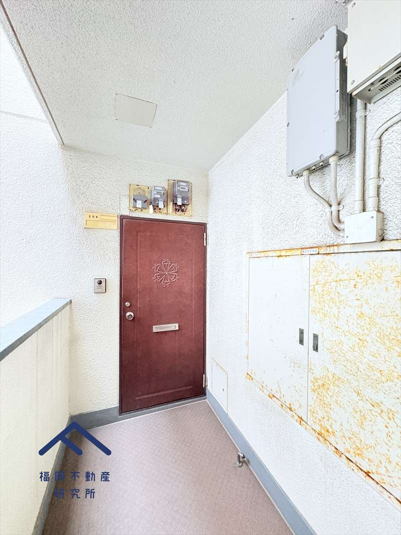 ロワールマンション美野島の玄関