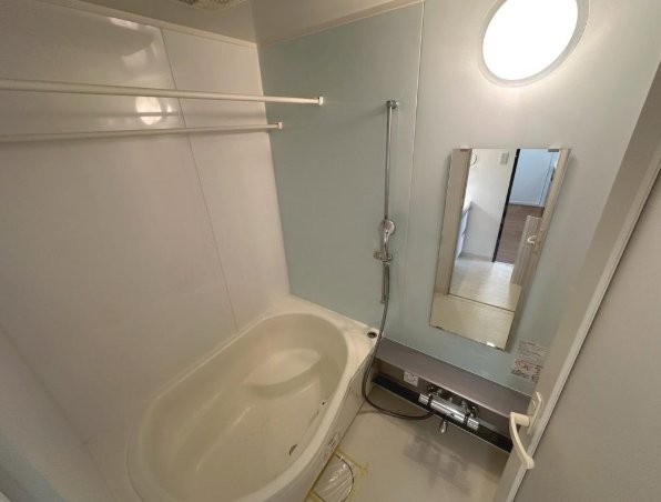 メロディーハイム住道ガーディアの浴室|浴室換気乾燥暖房機
■物件内覧・資金計画相談・住宅ローン相談、リフォーム相談、お問合せ受付中■
※当日・翌日のご内覧、ご相談はお電話でのお問合せがスムーズです！