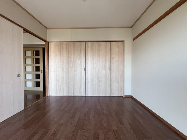 県営伊川谷第2高層住宅1号棟の子供部屋