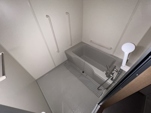 県営伊川谷第2高層住宅1号棟の浴室