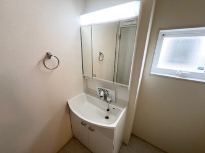 【独立洗面台】 | 盛岡市黒川 | 朝は同時進行、夜はゆったり。独立洗面台で毎日の支度がスムーズに