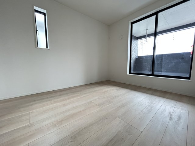 あきる野市野辺　新築戸建　2号棟！の洋室