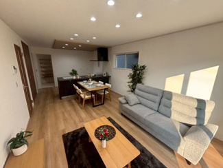 【居間・リビング】 | 川越市稲荷町　新築分譲　「上福岡駅」徒歩17分　敷地28坪　【高階南小学区】