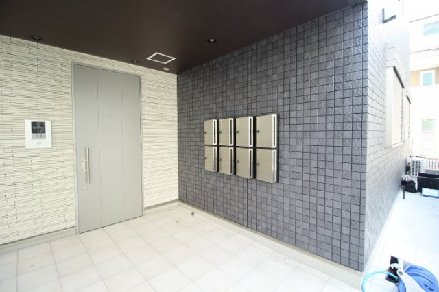 【エントランス】