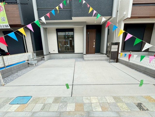 見沼区大和田町2丁目　新築戸建　ブルーミングガーデン02の駐車場