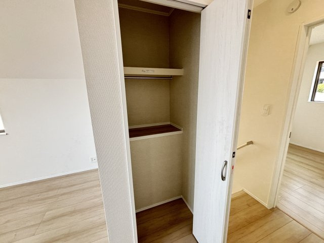 明石市東朝霧丘新築戸建の収納