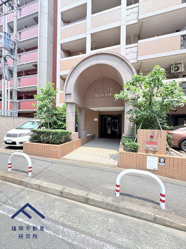 エクレール平尾のエントランス