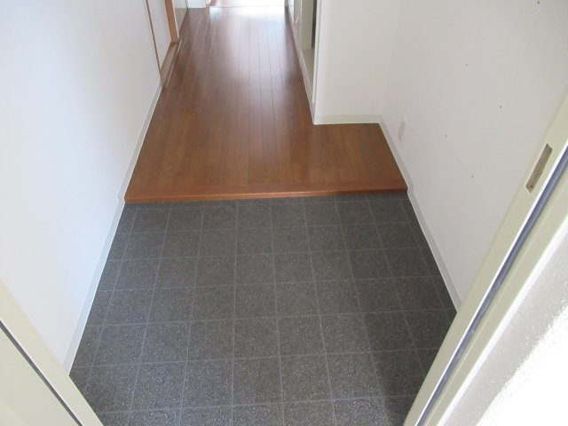 ハーバーランド神戸駅前３ＤＫの玄関|シンプルで使いやすい玄関です