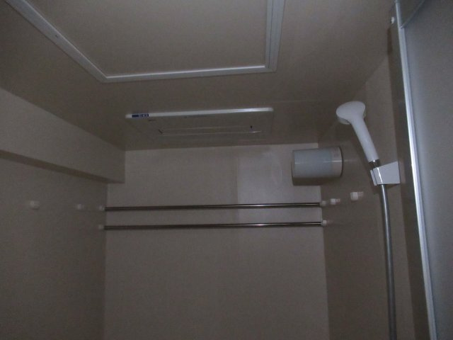 ハーバーランド神戸駅前３ＤＫの浴室|きれいなお風呂です