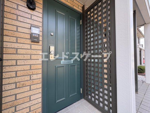 ルミエール大友　Ａの玄関|高崎、前橋エリアのお部屋探しはエンドスケープまで！お客様の理想お聞かせ下さい♪