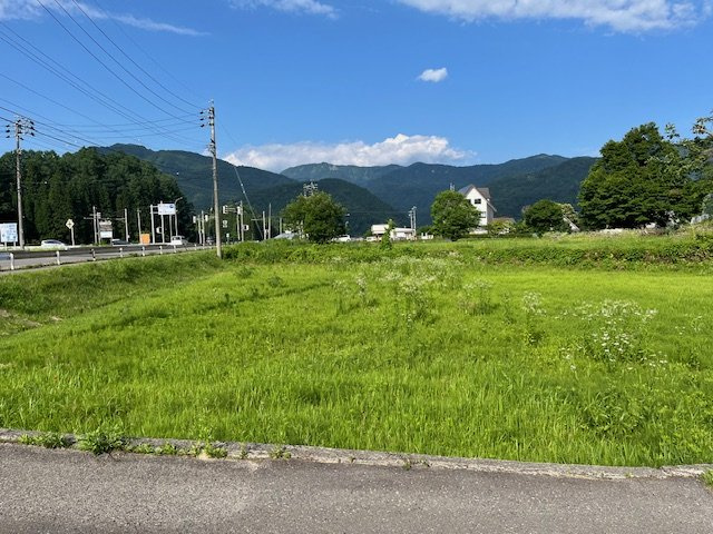 岩岳新田地区国道沿いの土地の展望