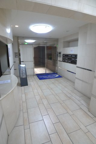 【エントランス】