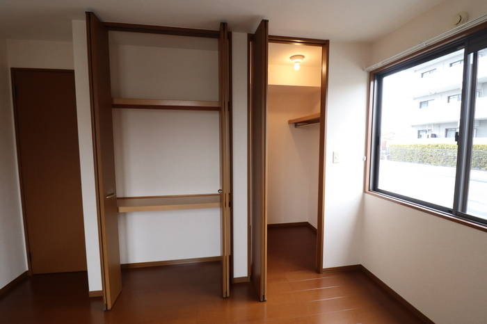 クレールみゆき　A棟の収納