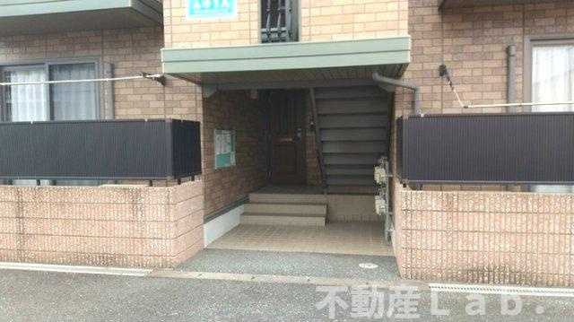 クレールみゆき　A棟のエントランス