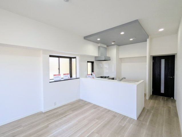 エスポア一社二の居間・リビング