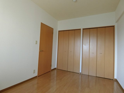 【寝室】 | ベルナードサーモス