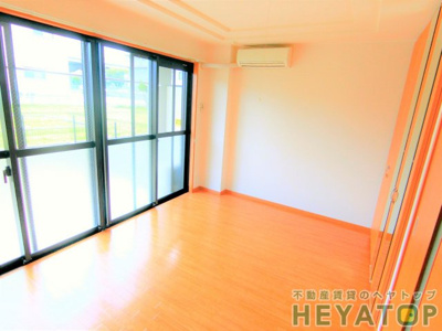 【寝室】 | フェリーチェ | 洋室６.９帖（同仕様写真）