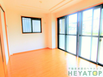 【内装】 | フェリーチェ | 洋室６.９帖（同仕様写真）