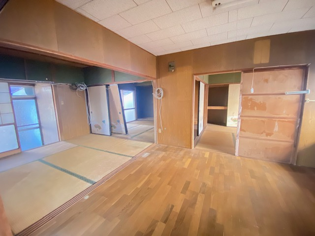 都城市広原町の中古一戸建の内装