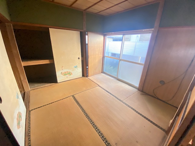 都城市広原町の中古一戸建の和室