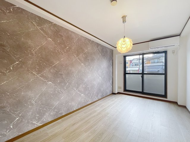 エムズコンフォートの洋室|スタンダードな洋室です