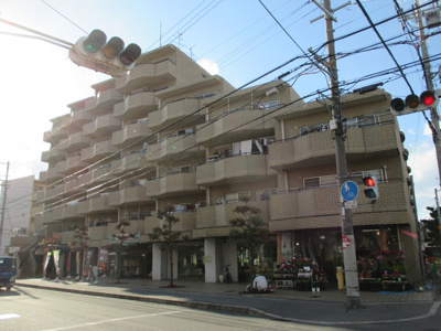 【外観】 | サンウエスト | 外観タイル張りのモダンな造りです