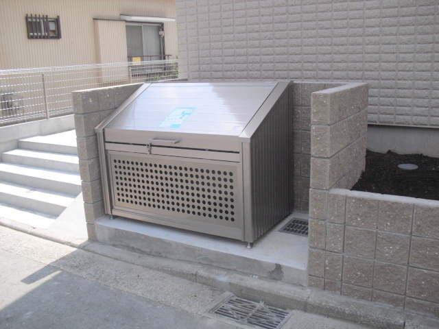 横浜市南区井土ケ谷上町の賃貸マンションのその他共用部分|入居者専用ダストボックス