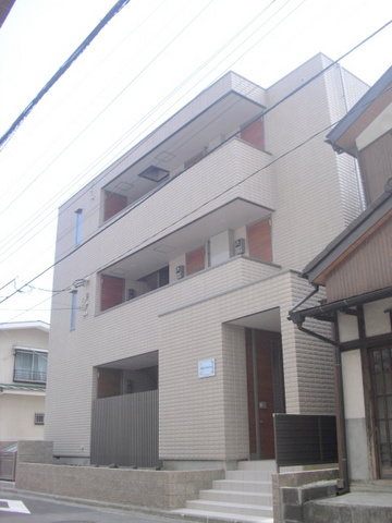 横浜市南区井土ケ谷上町の賃貸マンションのエントランス|オートロック付　耐震耐火に優れた旭化成ヘーベルメゾン