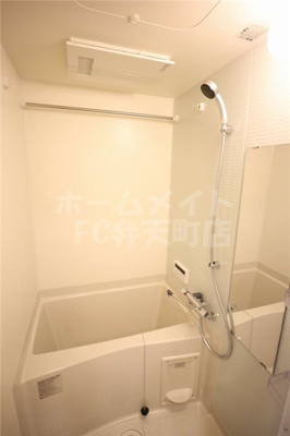 【浴室】 | Metrosa弁天町 | 落ち着いた空間のお風呂です