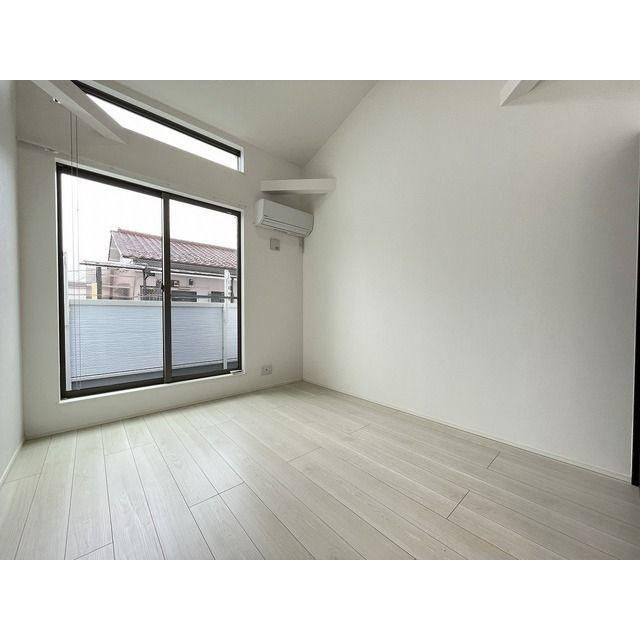 ヒルズ稔台 の居間・リビング